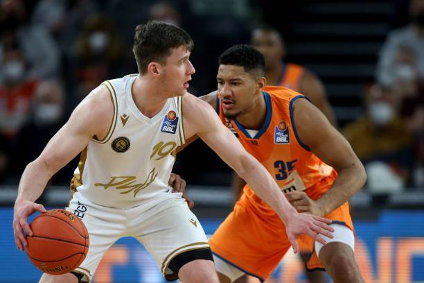 是吸引许多 是吸引许多