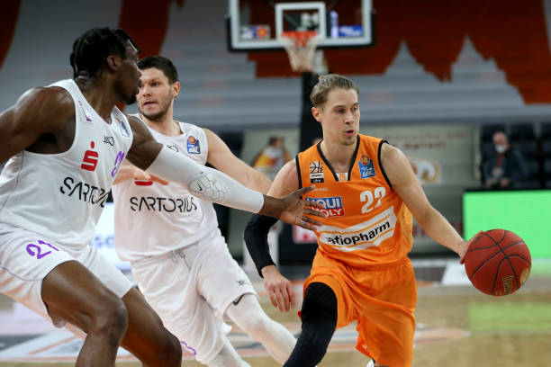 再次诠释了 再次诠释了