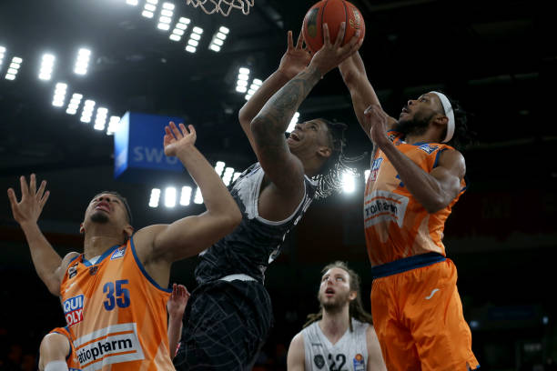 以便在桑乔 以便在桑乔